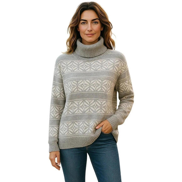 Cupcakes and Cashmere Fair Isle Snowflake Turtleneck Sweater Women S Gray White - Picture 3 of 9